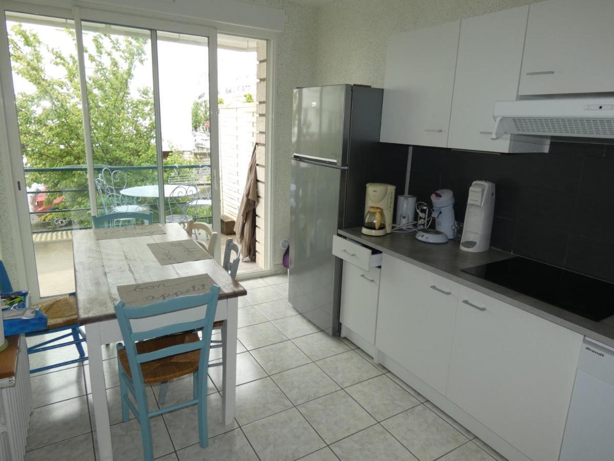 Appartement T3 Avec Terrasses Et Parking Prive En Centre-Ville De Royan, A 200M De La Plage - Fr-1-71-90 Zewnętrze zdjęcie